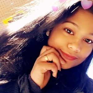 Meet your Posher, Shaneeza